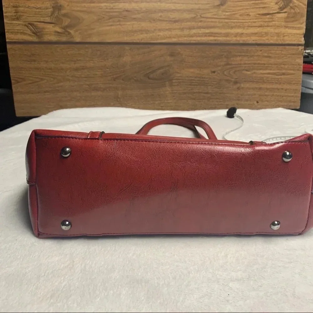 Brick red faux leather purse gray interior